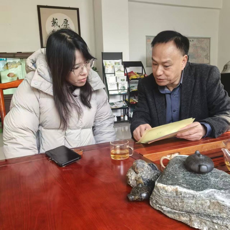 Zhejiang’tan Mr. Cao, Baosheng Beslenme Fabrikası’nı inceleme turu için ziyaret etti